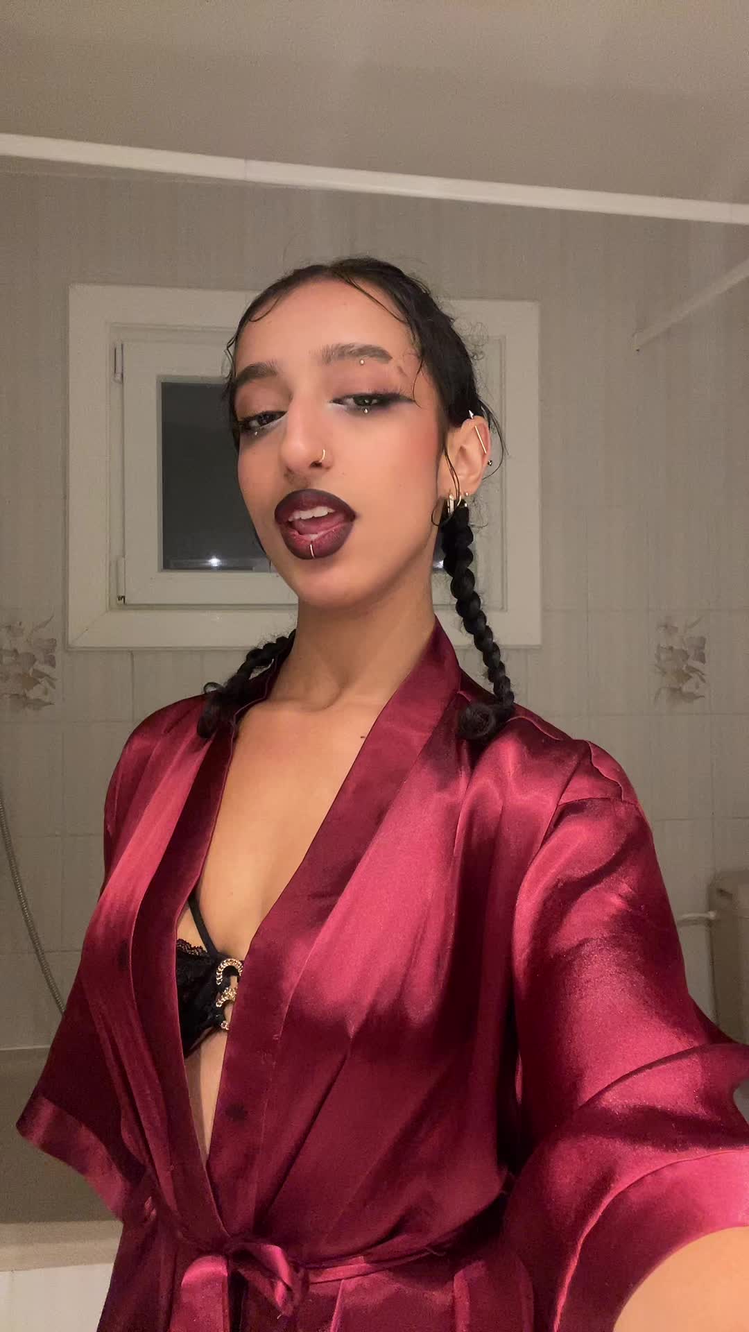 @tanacoochie🍸🍋&zwj;🟩
