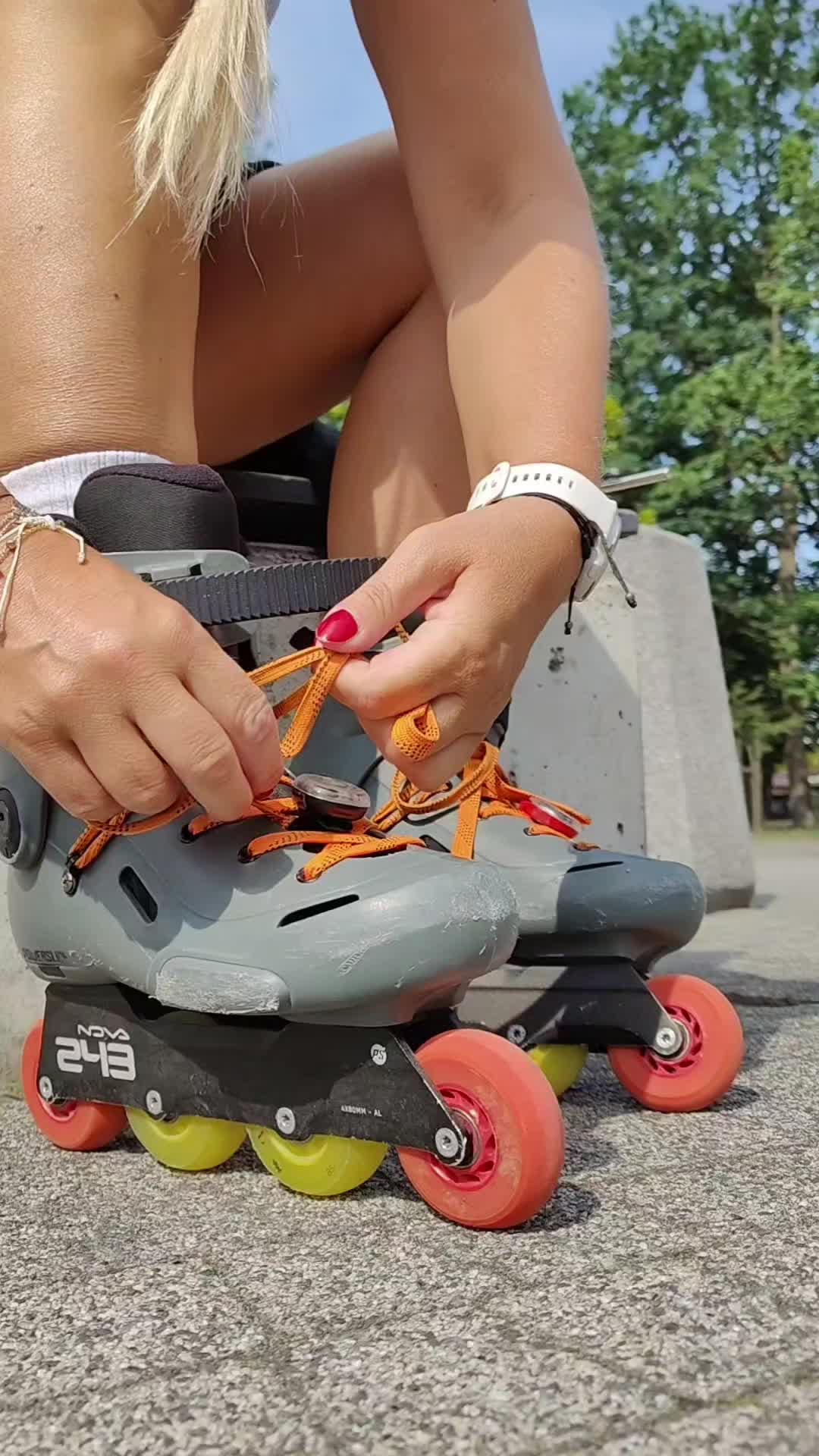 @Domiskates_