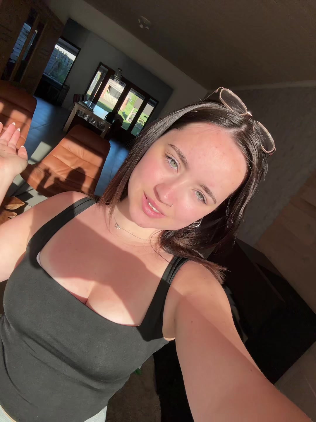 @Demi