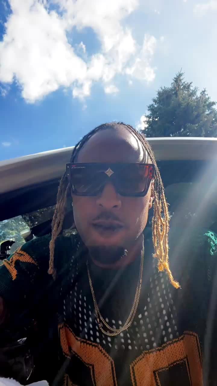 @Laloworl_🎲