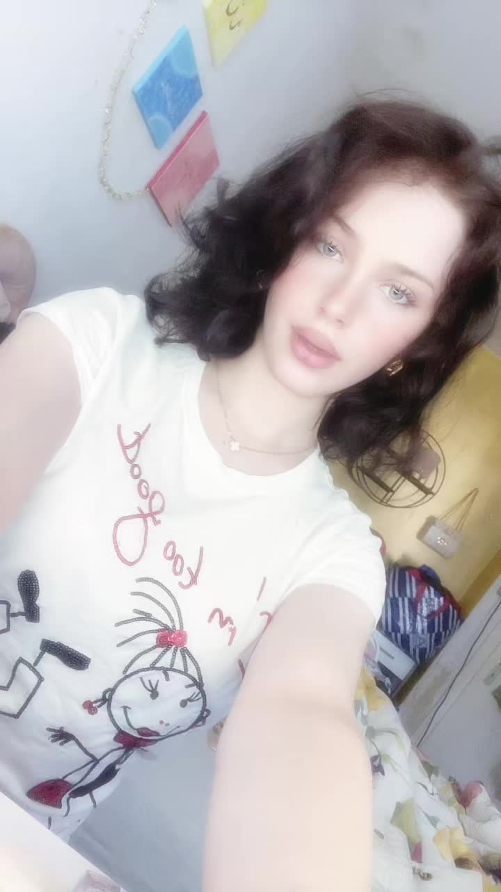 @𝒞ℯ𝓁𝒾𝓃ℯ