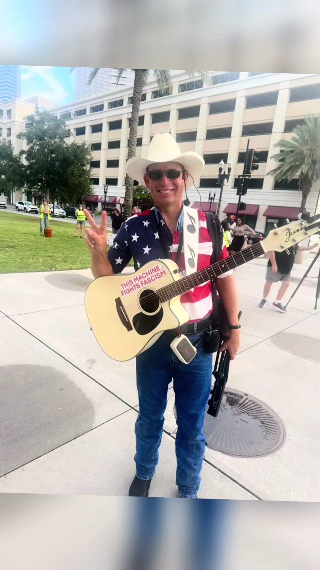 @LjHollowayforCongress