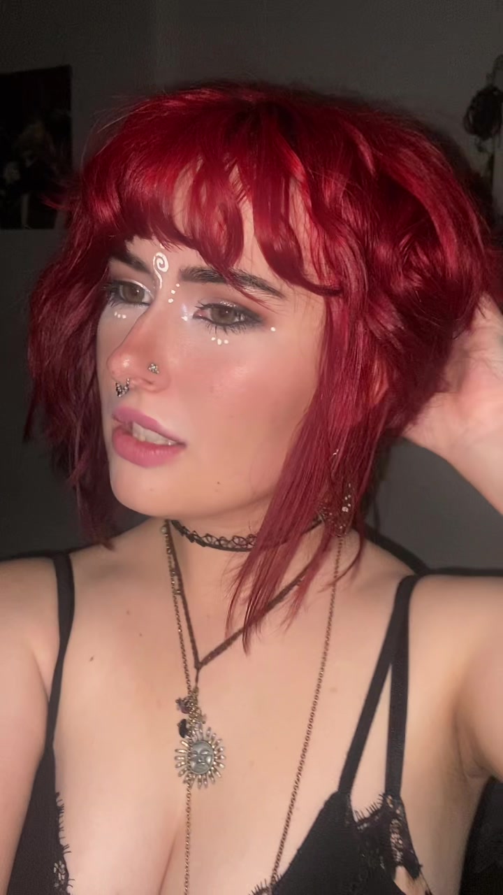 @|-/ 𝙻𝚎𝚎 . . .
