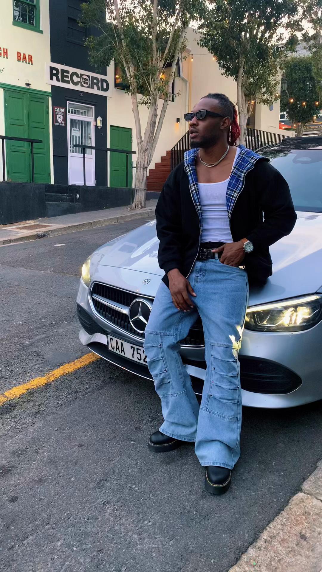 @Thavipa