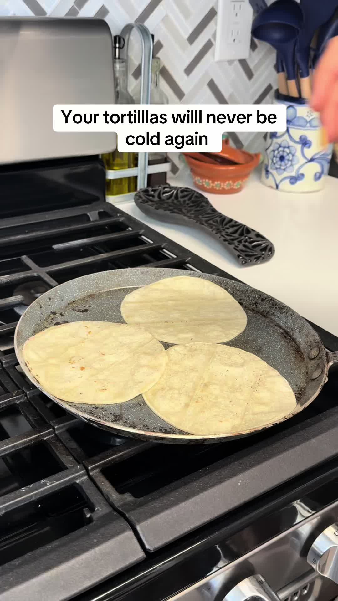 @TheMexHub
