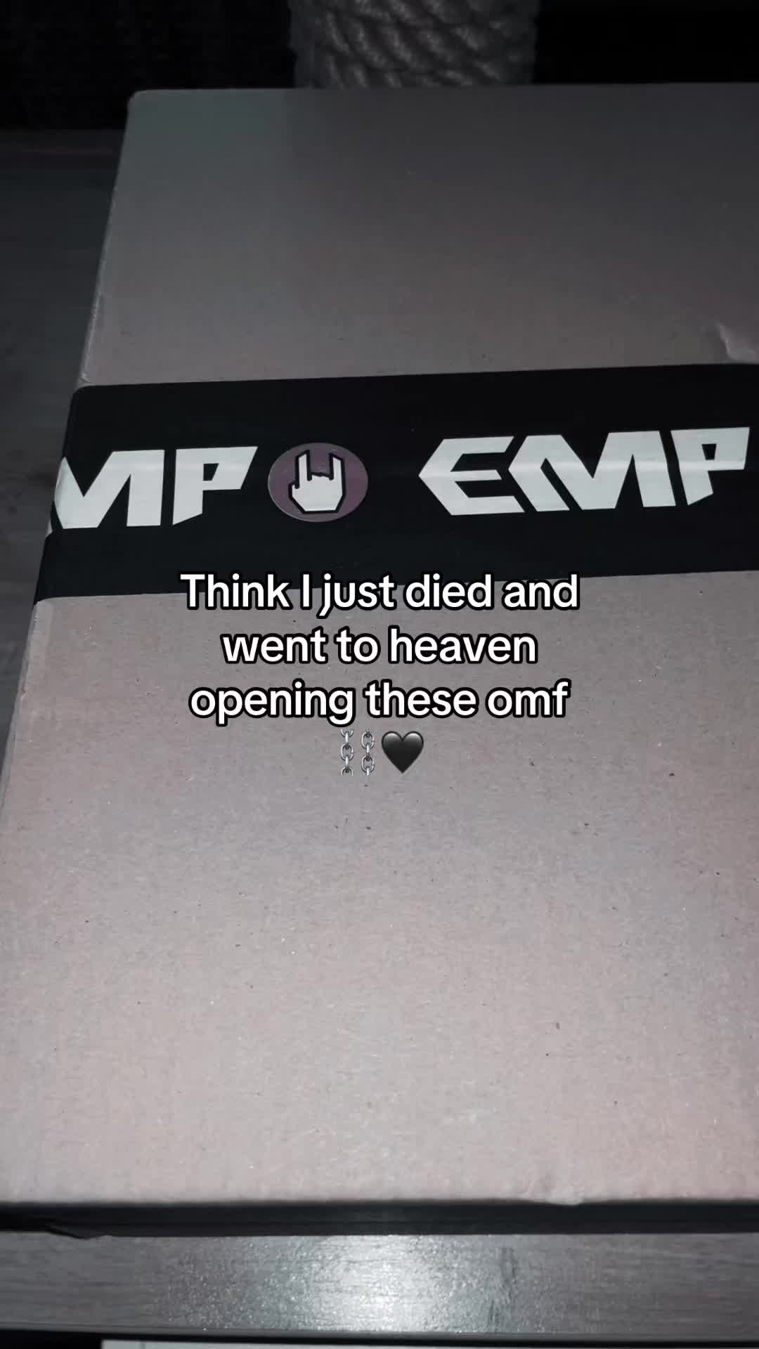 @𝕷𝖎𝖛𝖎𝖓𝖌𝕯𝖊𝖆𝖉𝕲𝖎𝖗𝖑🖤