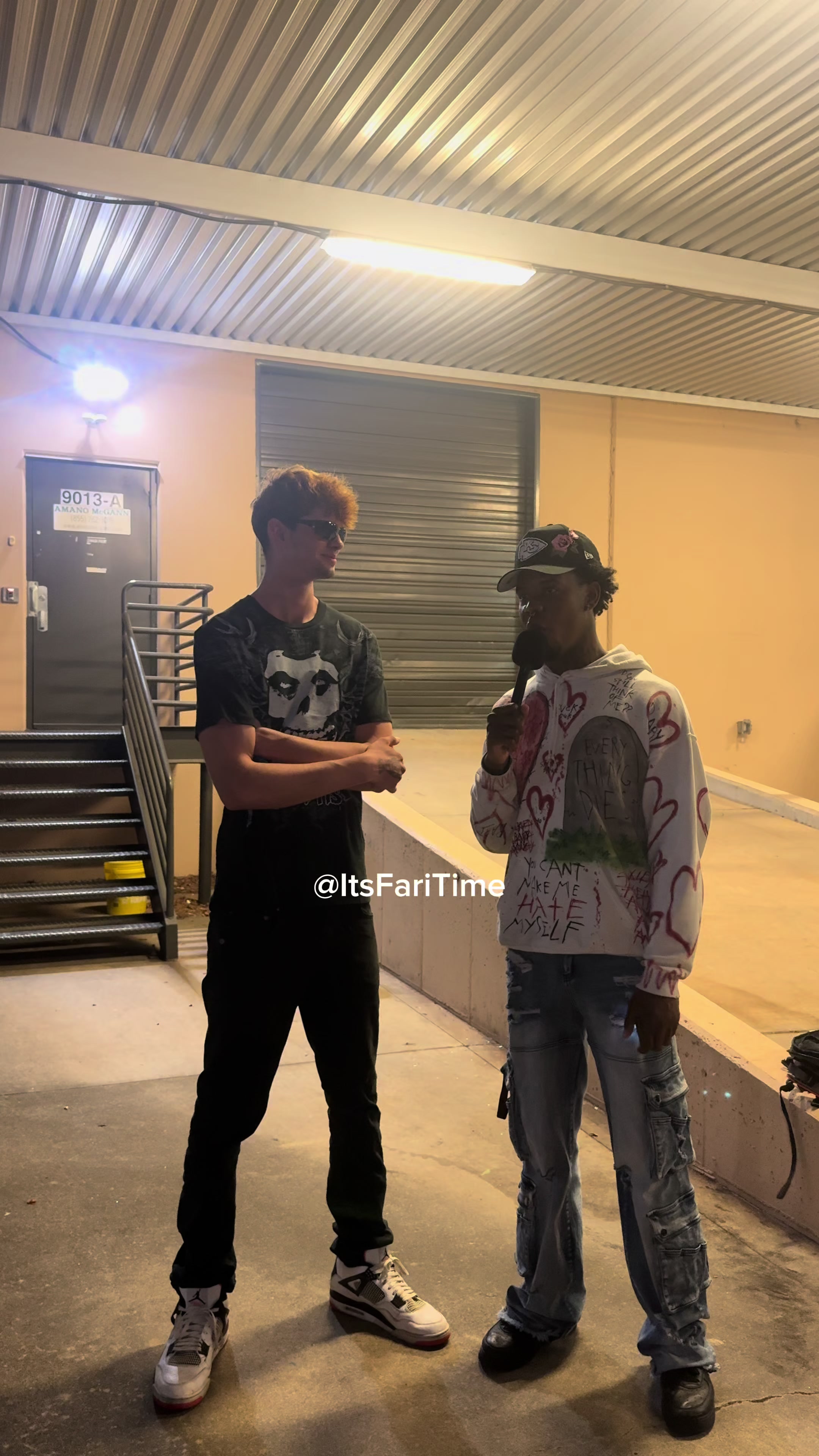 @ItsFariTime