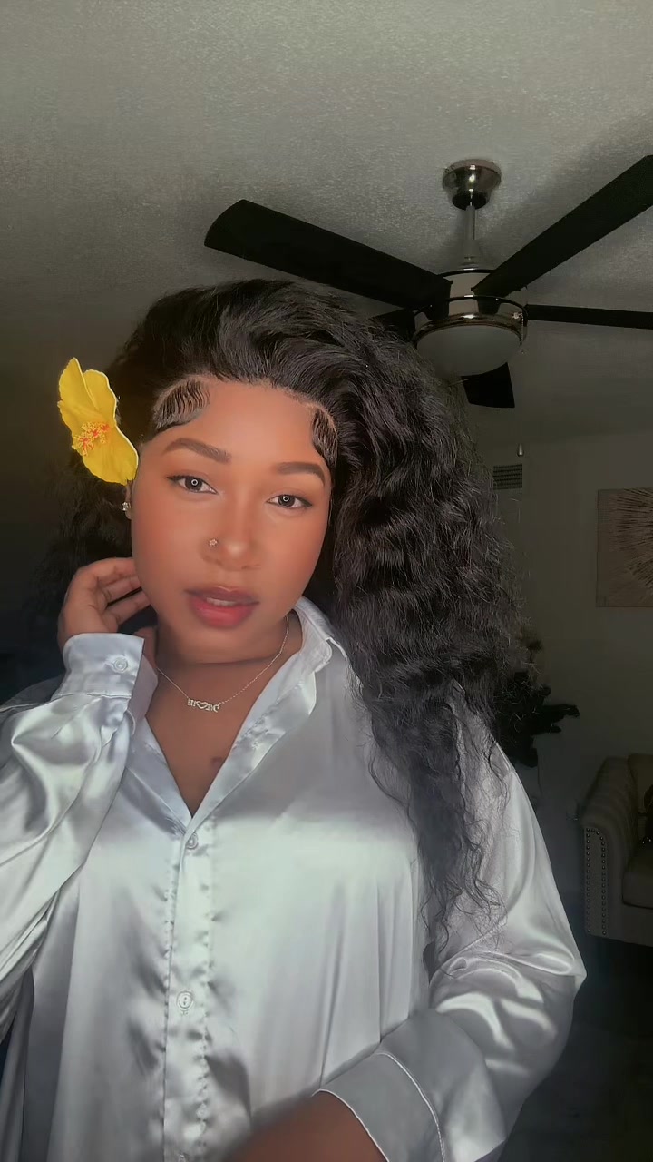 @Tricia🦋