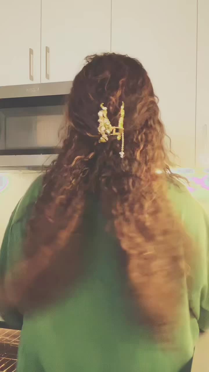 @Earthtokhadija