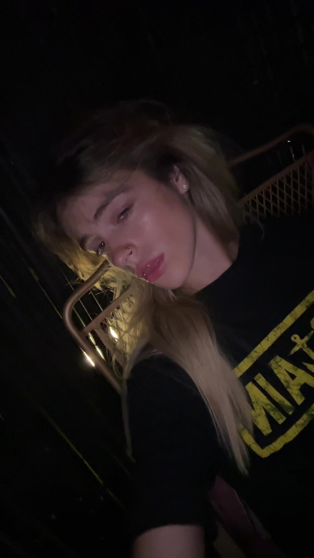 @Bella
