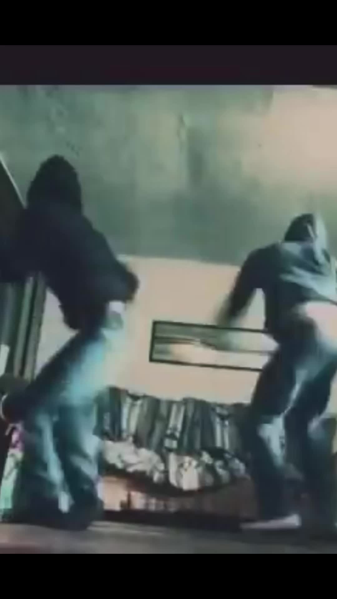 @. 🛹