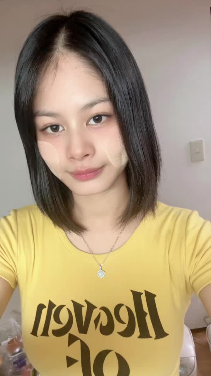 @YuNandarMyint-ယုနန္ဒာမြင့်