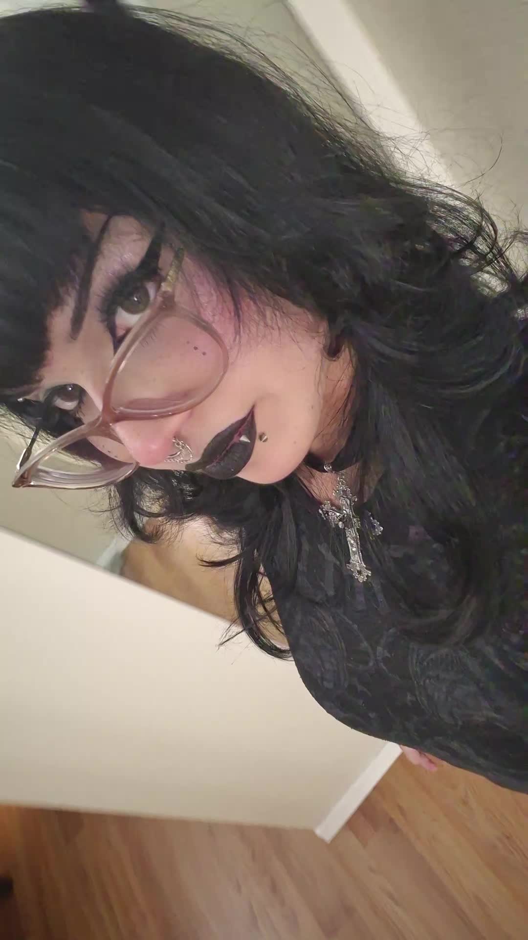 @Miss Dracula