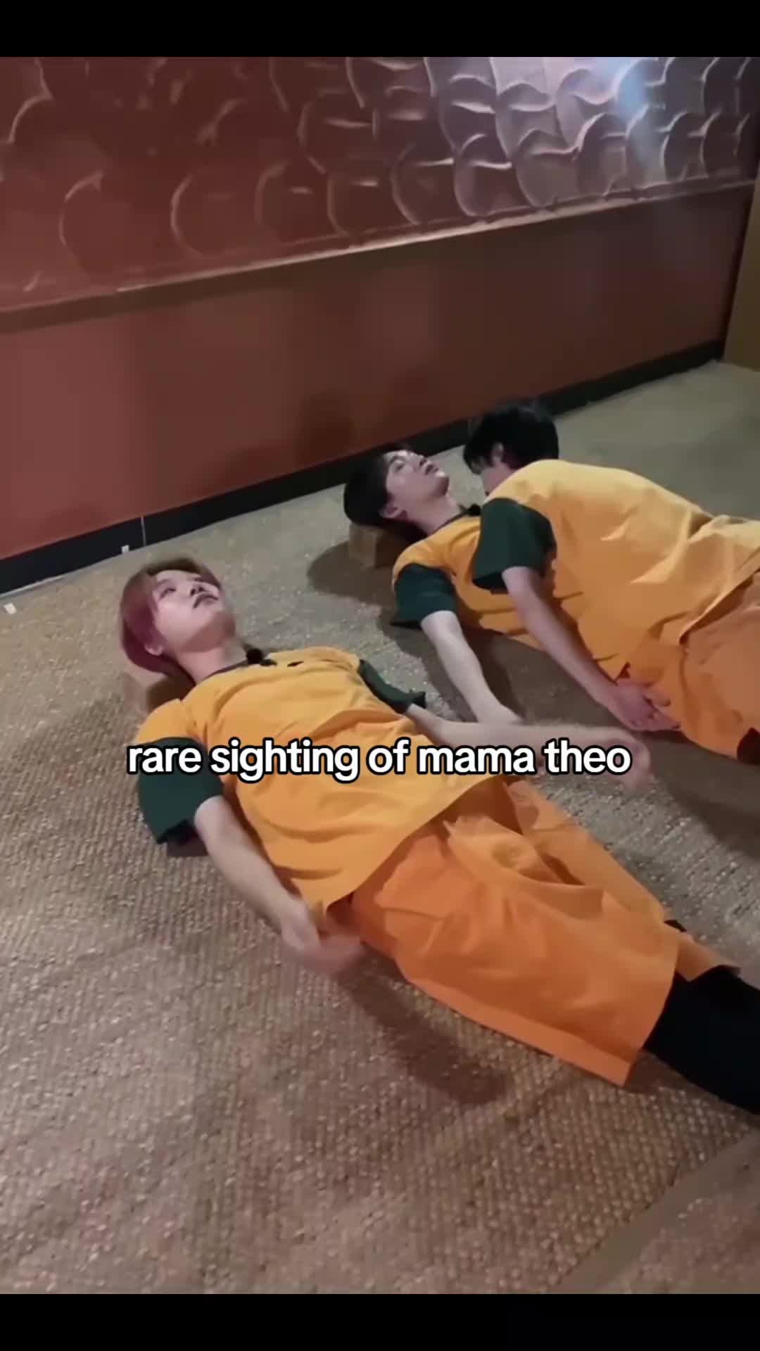 @adora🌙