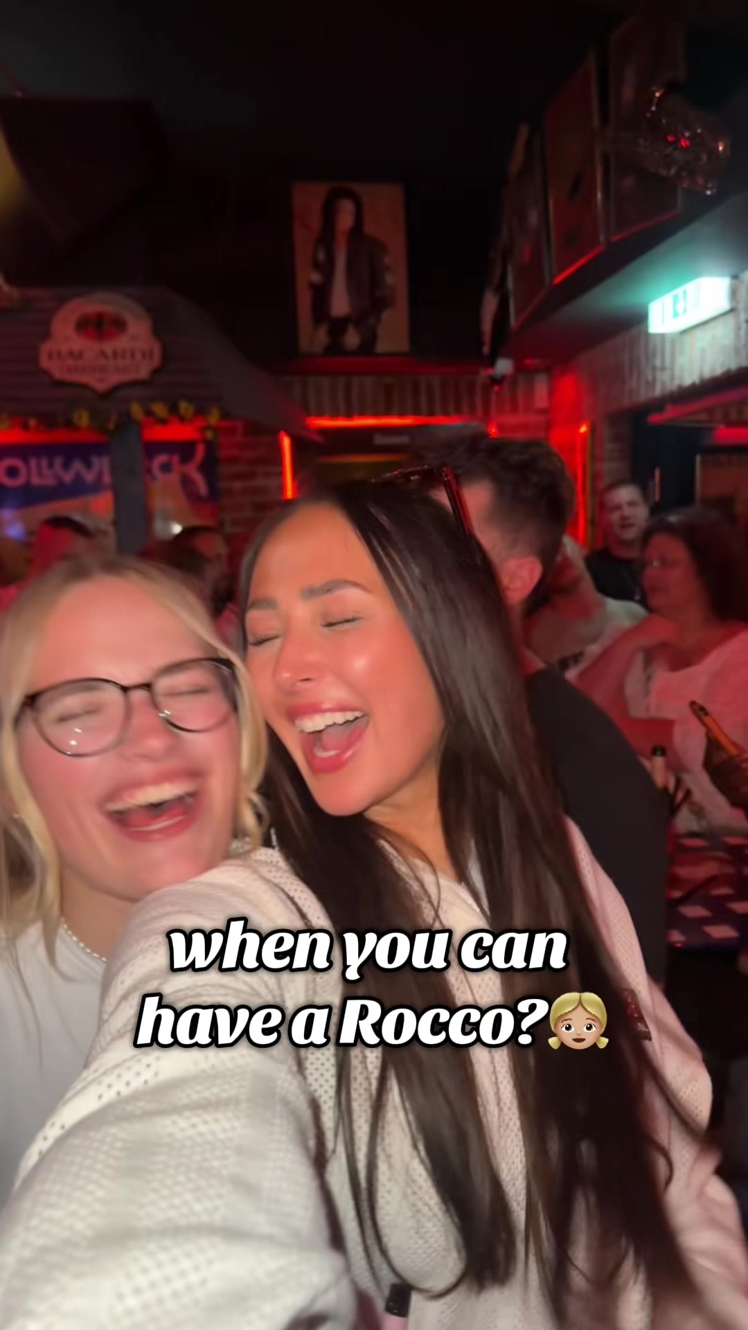 @Leonie
