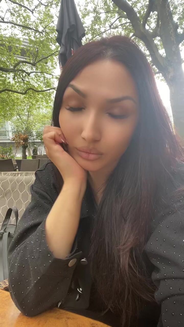 @Эля