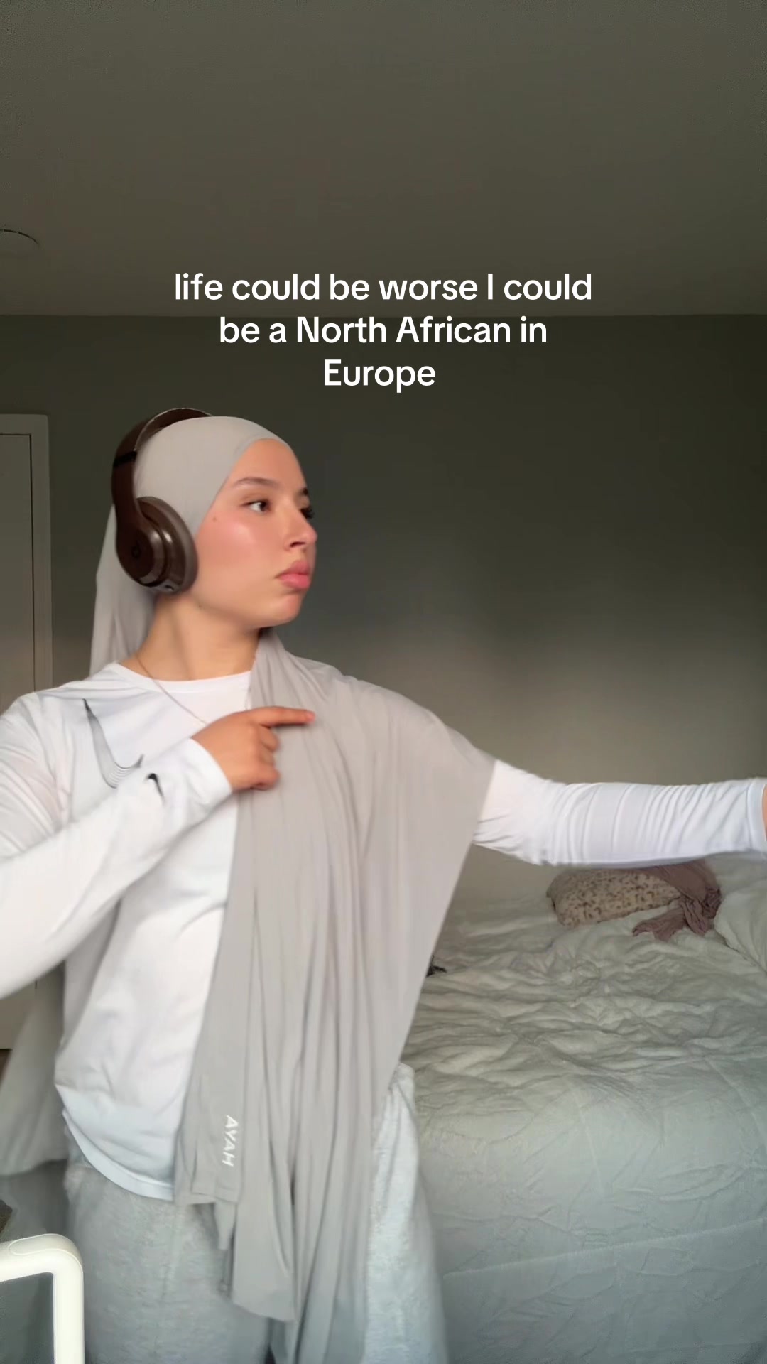@𝓢 ᥫ᭡.
