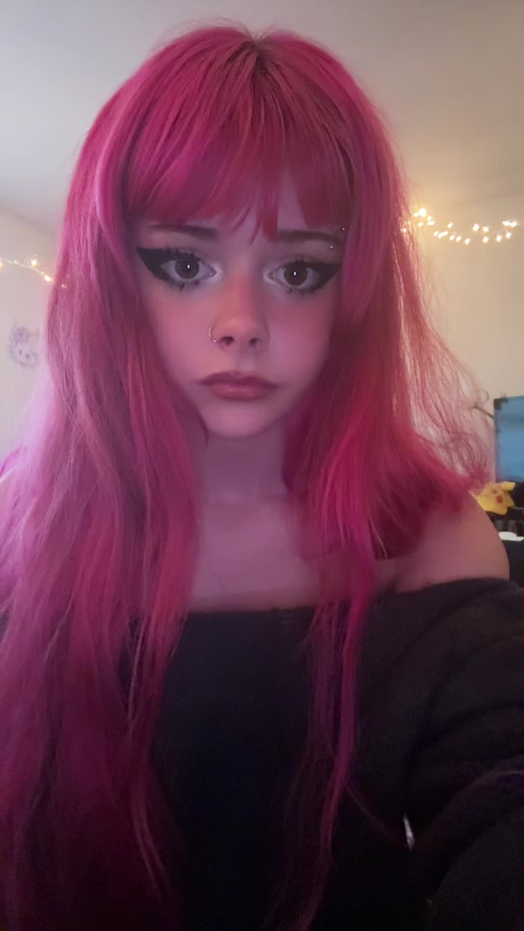 @🖤
