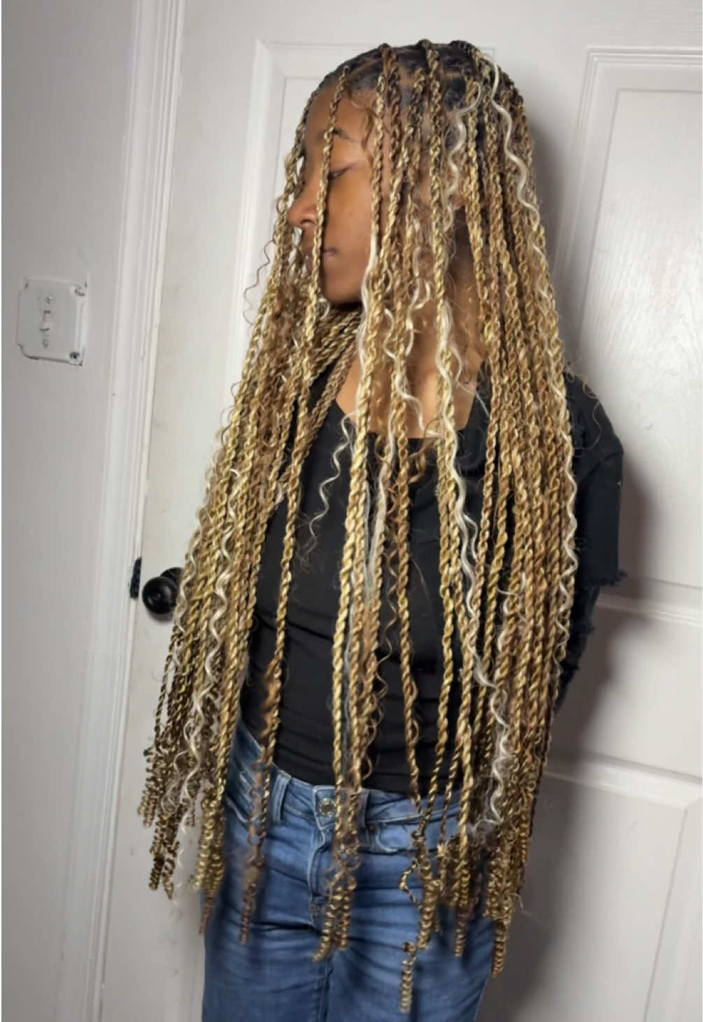 @Hairbylishaa
