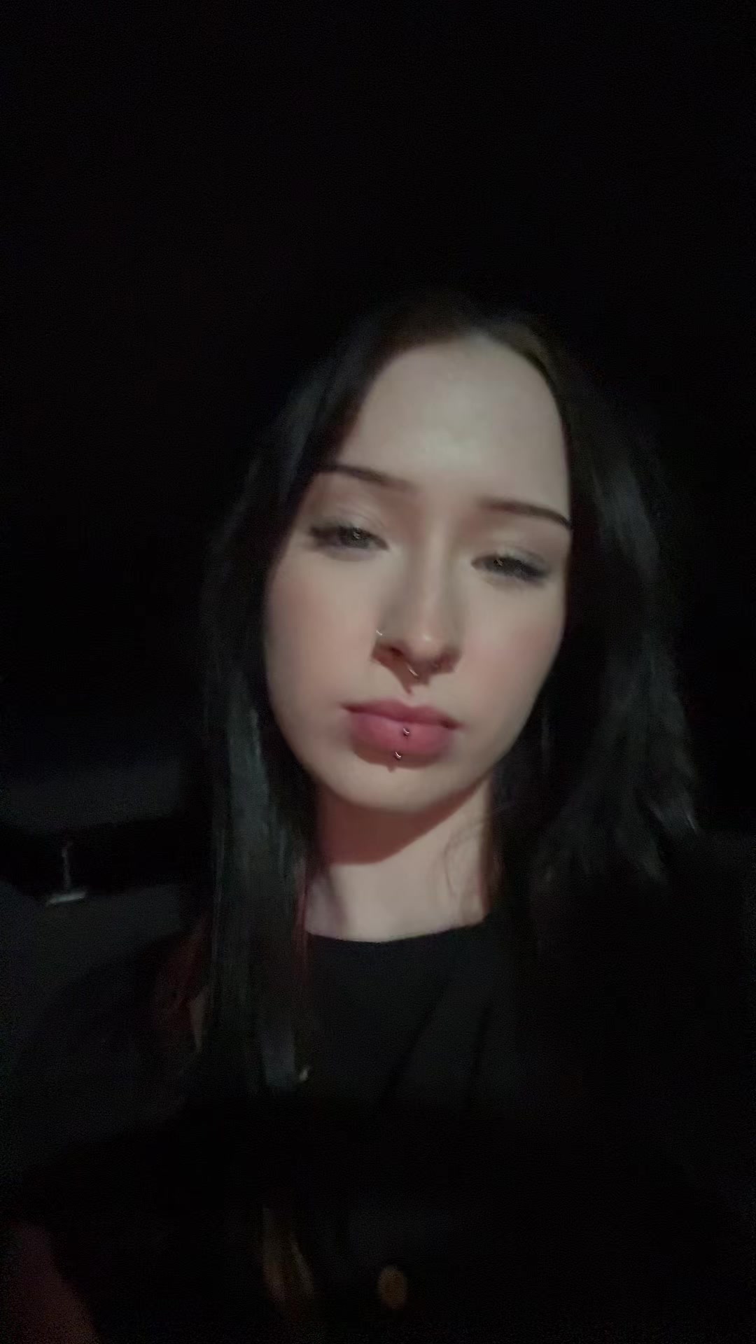 @skullyjade
