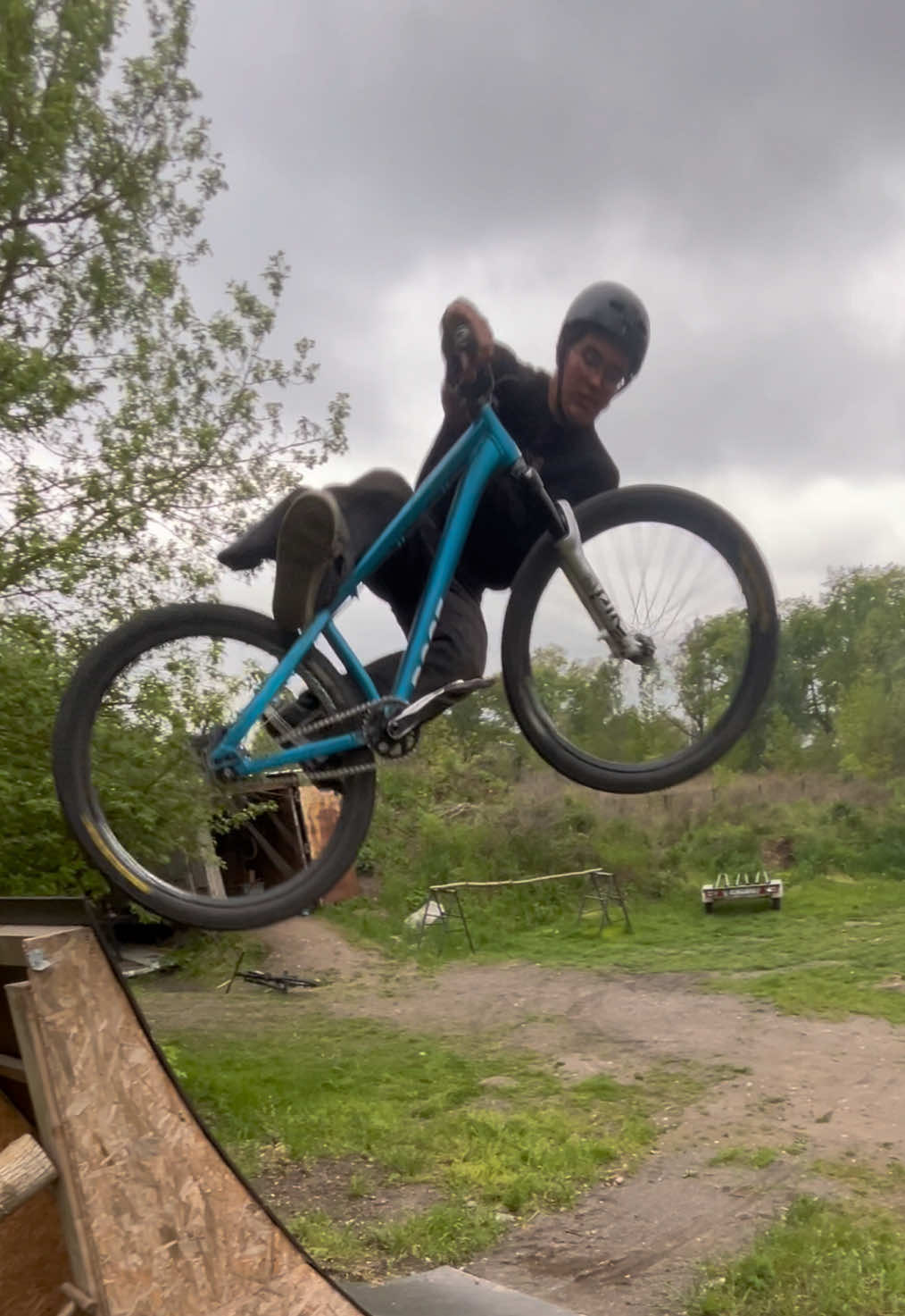 @Johnnyschmidt_mtb