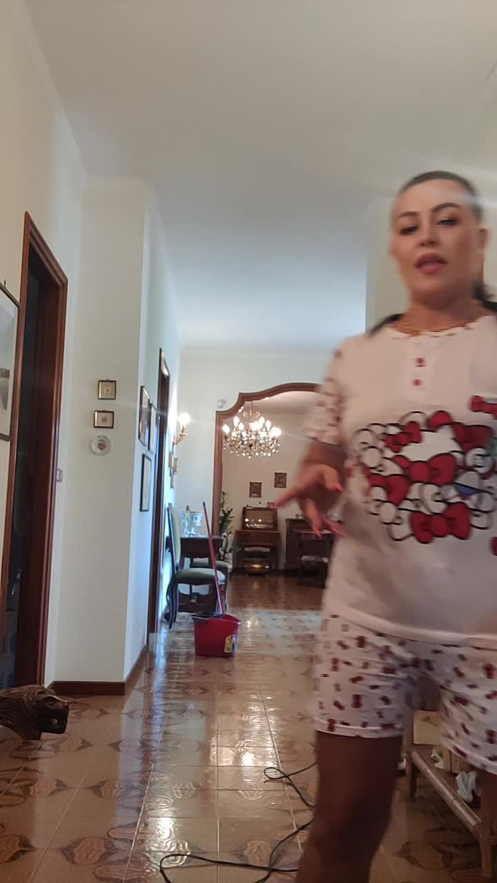 @Monica