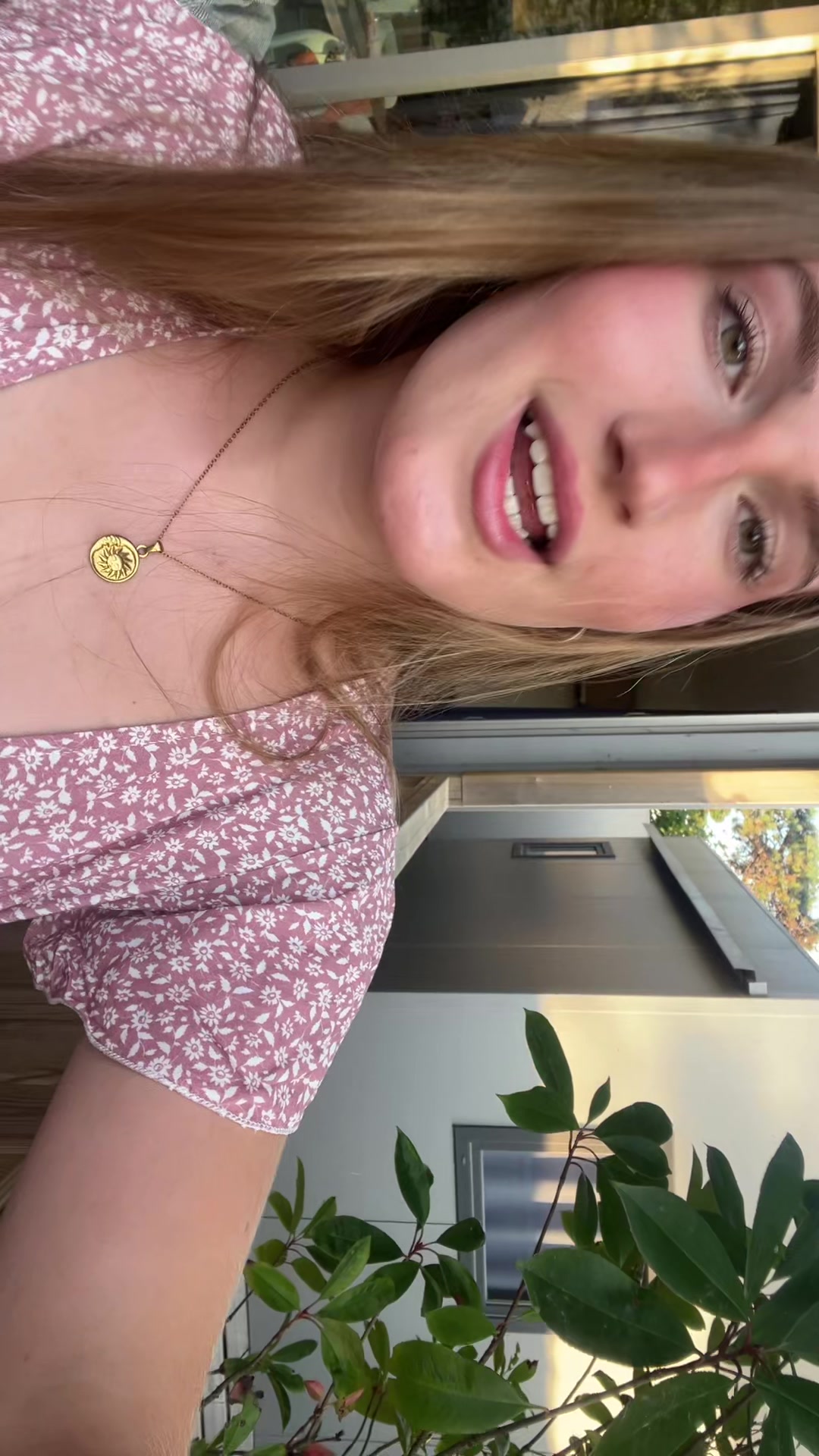 @&