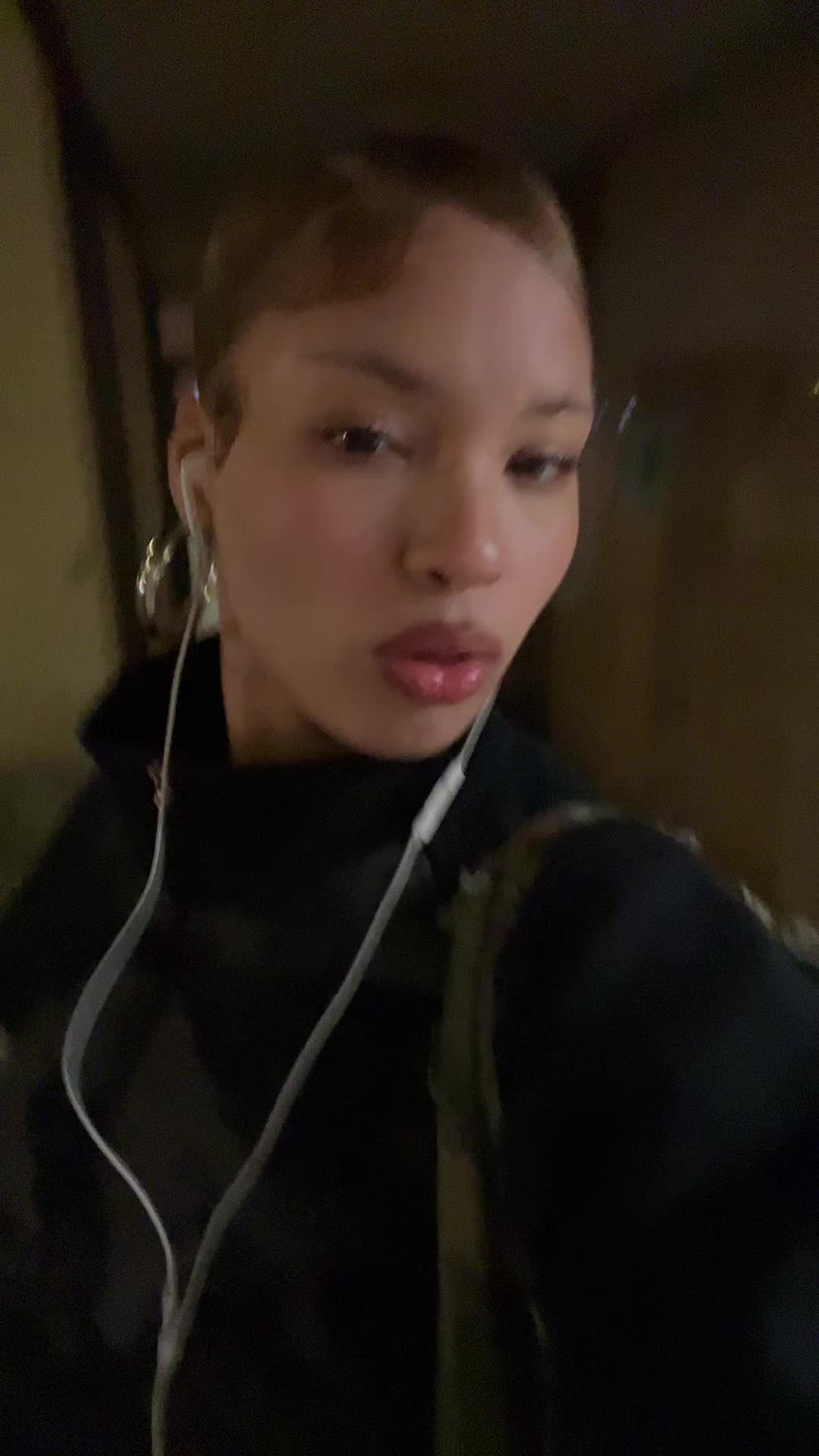 @urgirllovesmyswag