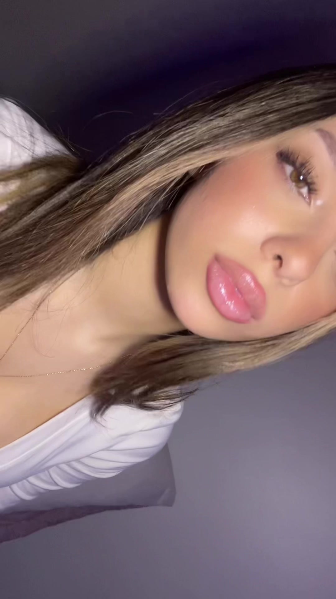 @Lucia Angelina🦢