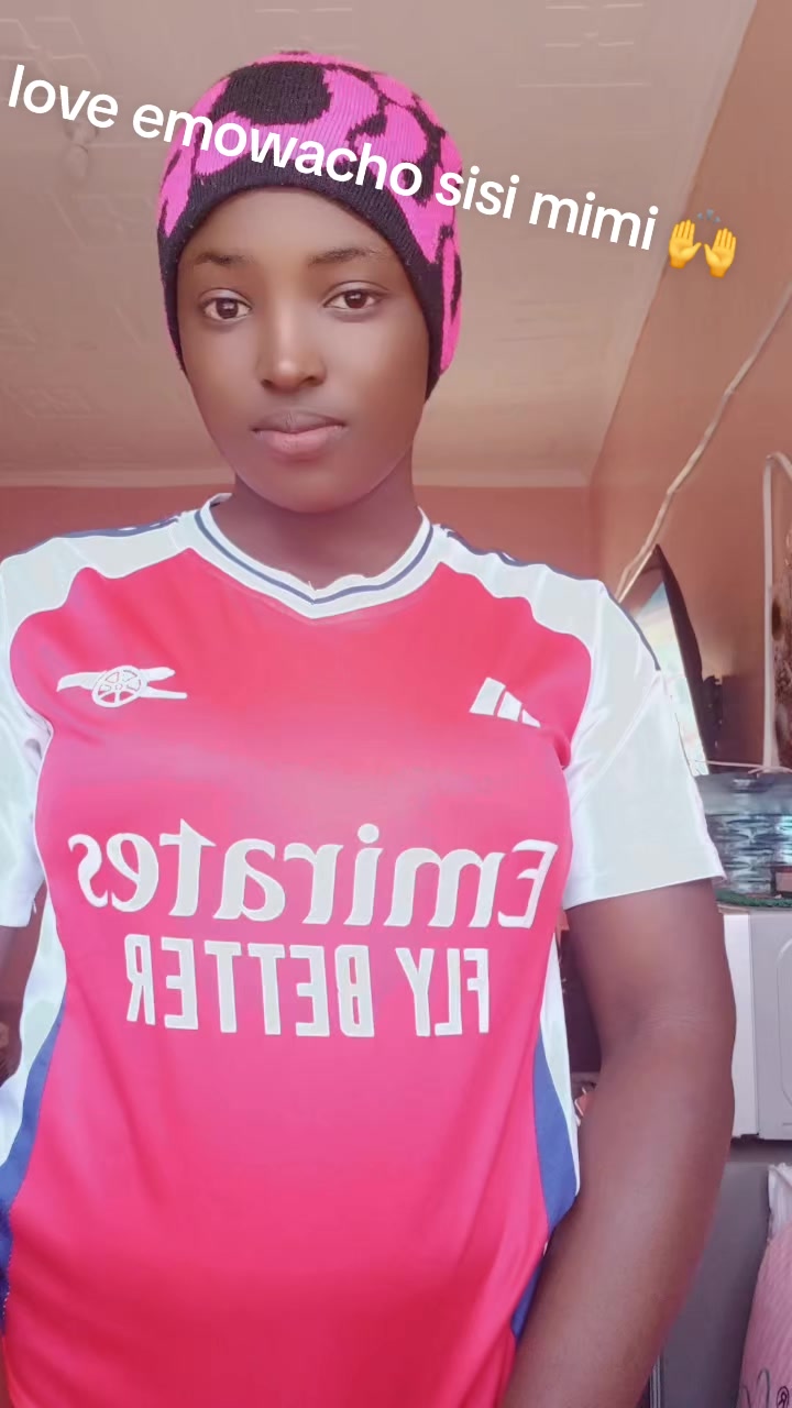 @🦋Achieng 💫
