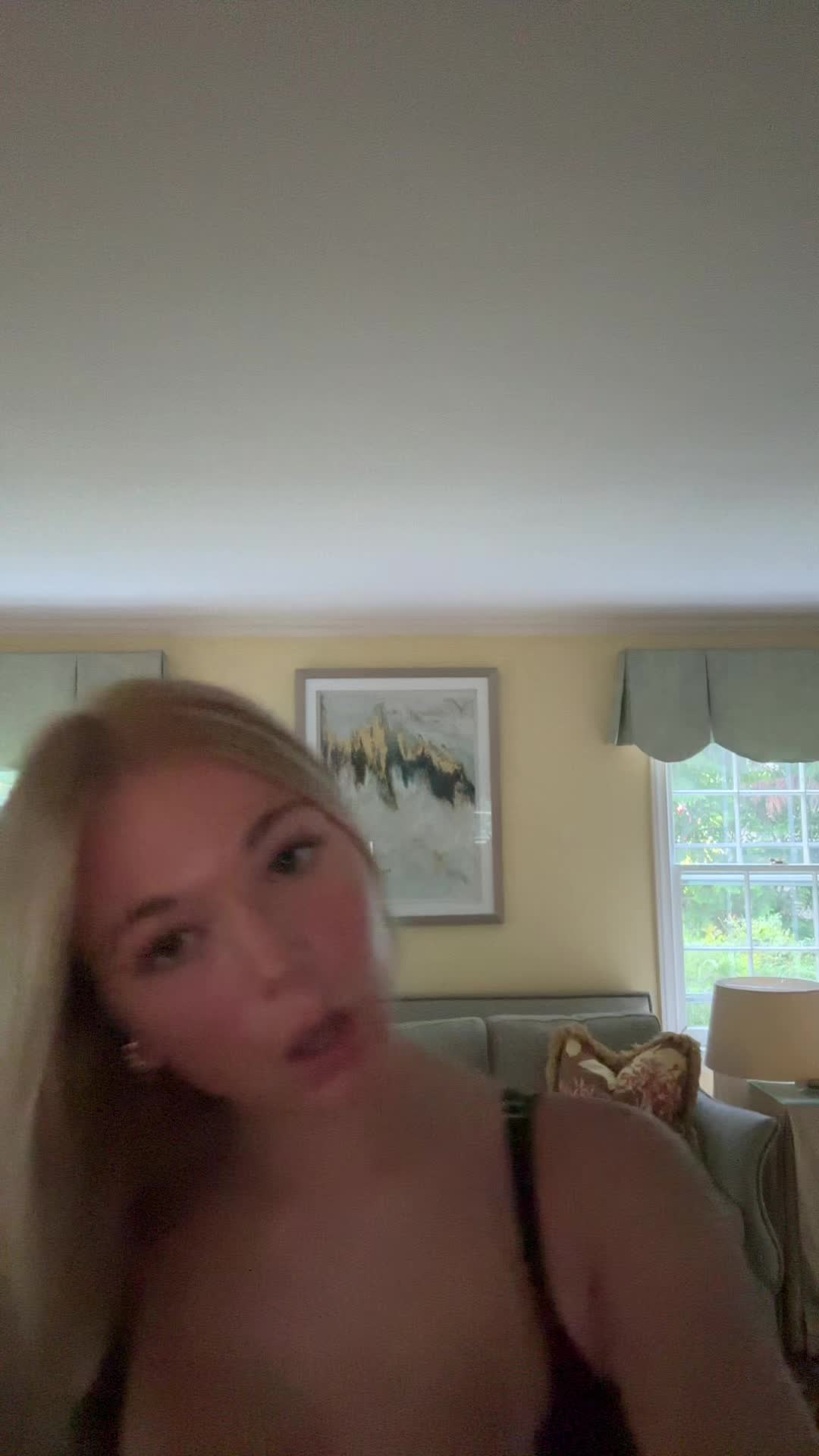 @ellie
