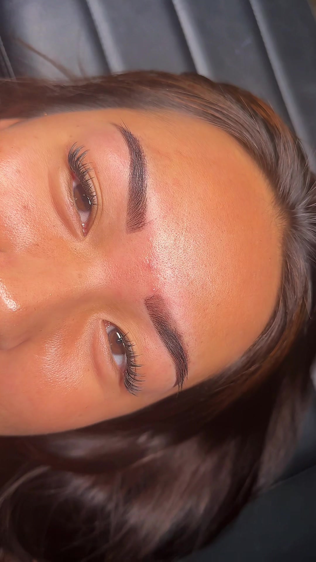 @Oc Brows|Wax|Massage_Mariel
