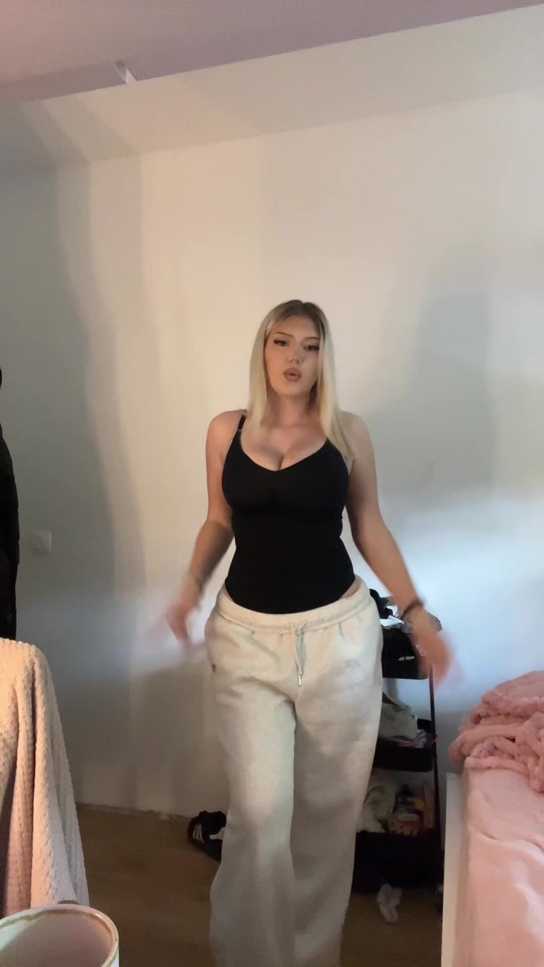 @guesswho123