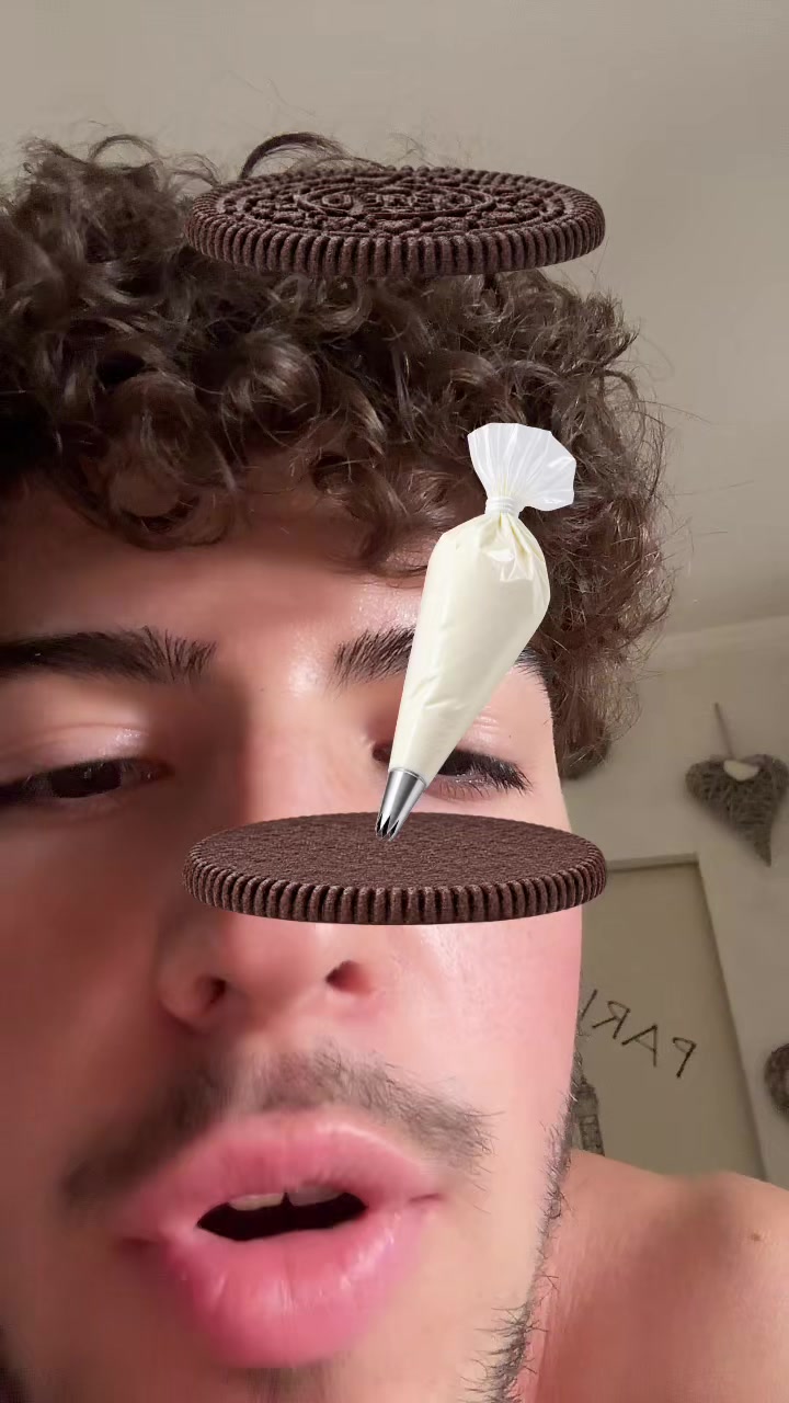 @axomirt