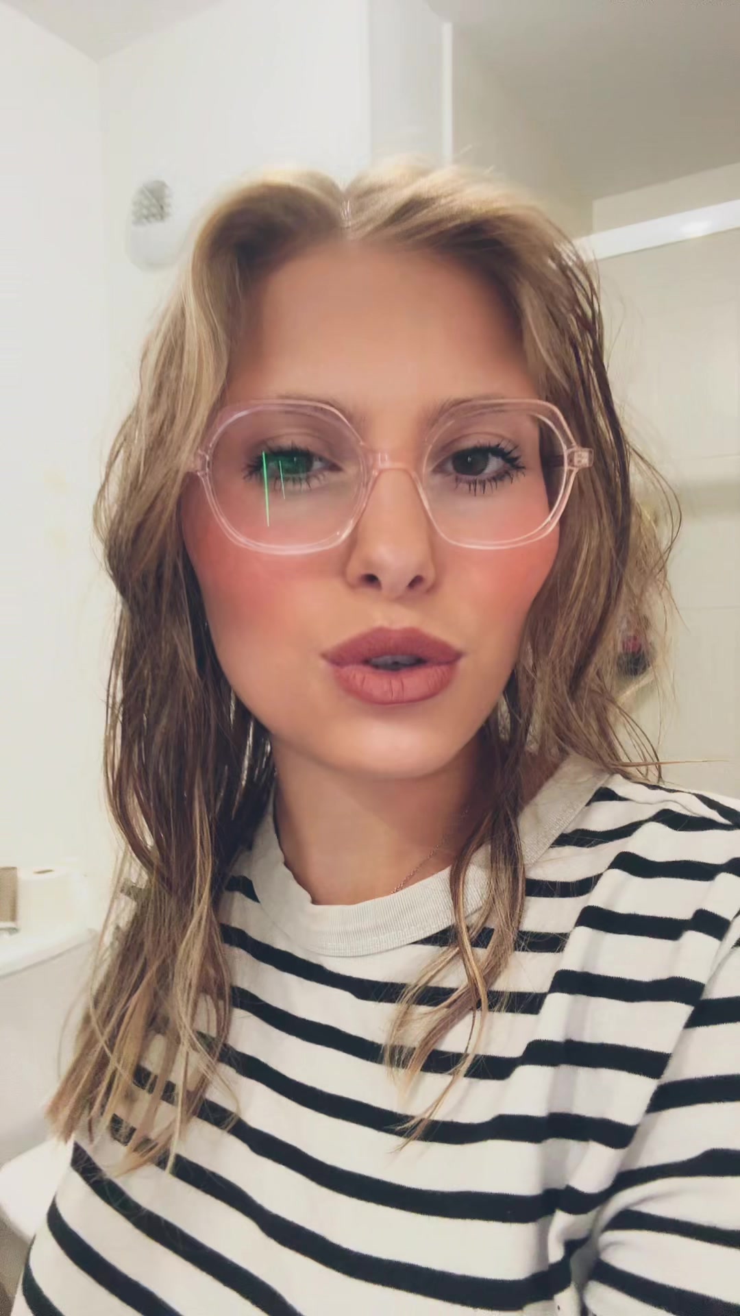 @_Ellooddiee_