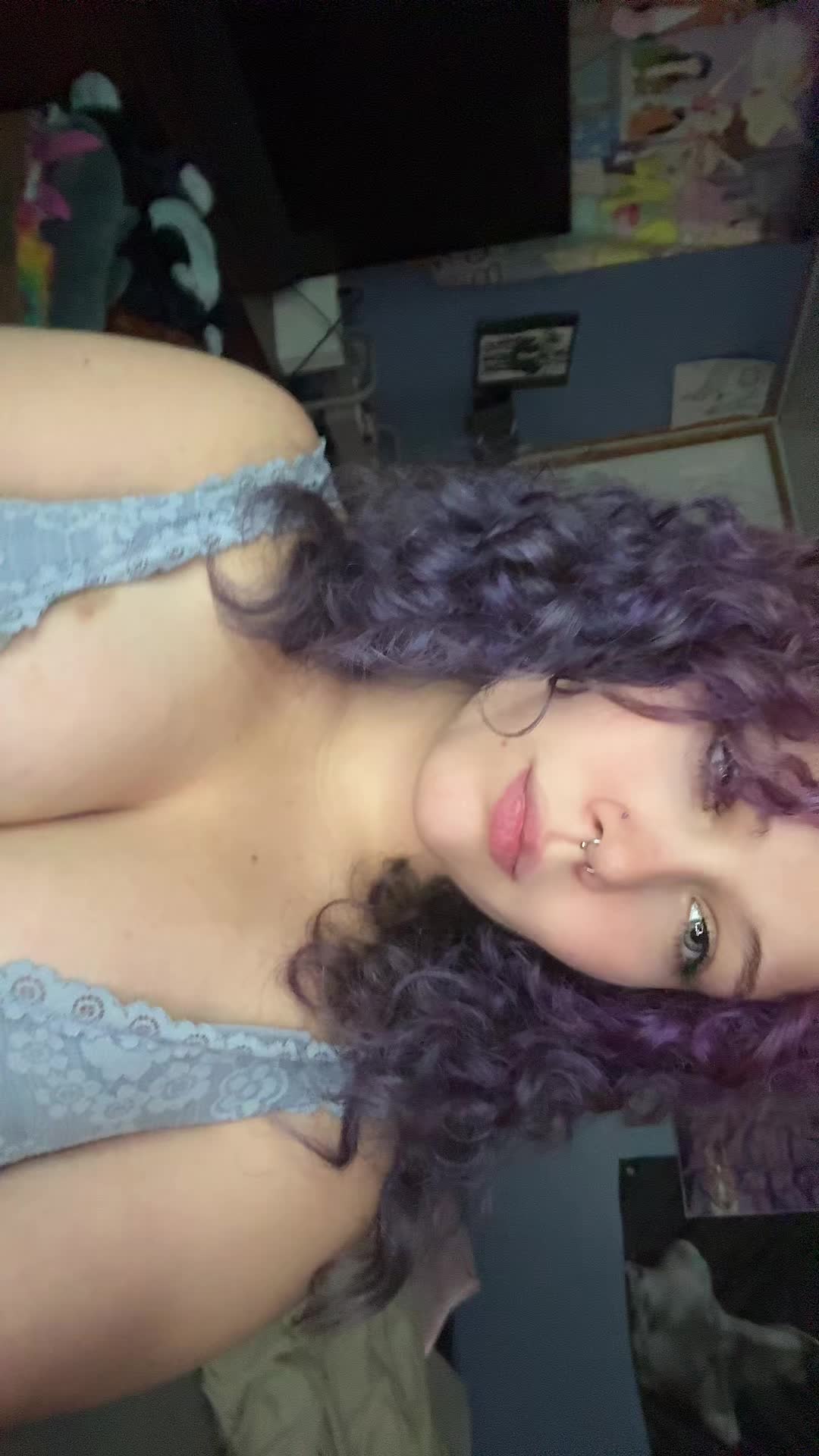 @Mckaela!!🦧