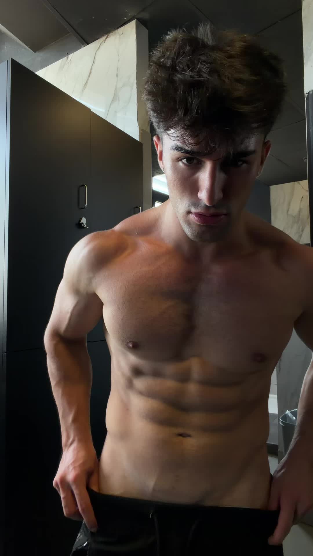 @Fry_Aesthetic