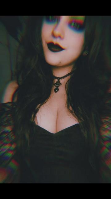 @🖤WichaAstrain🖤