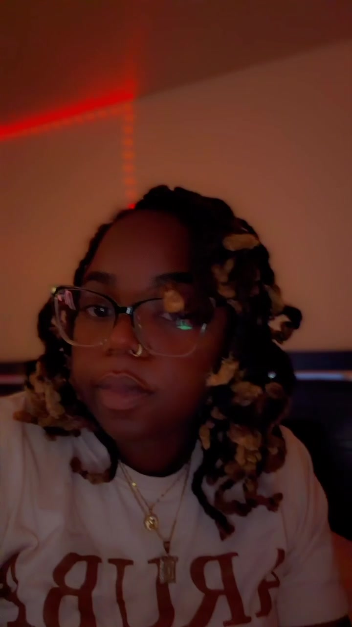 @juicybkissingu
