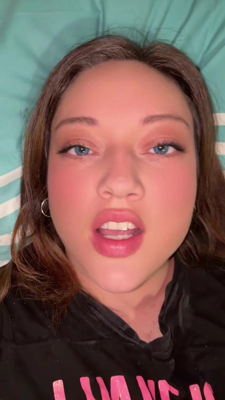 @Tati🫦