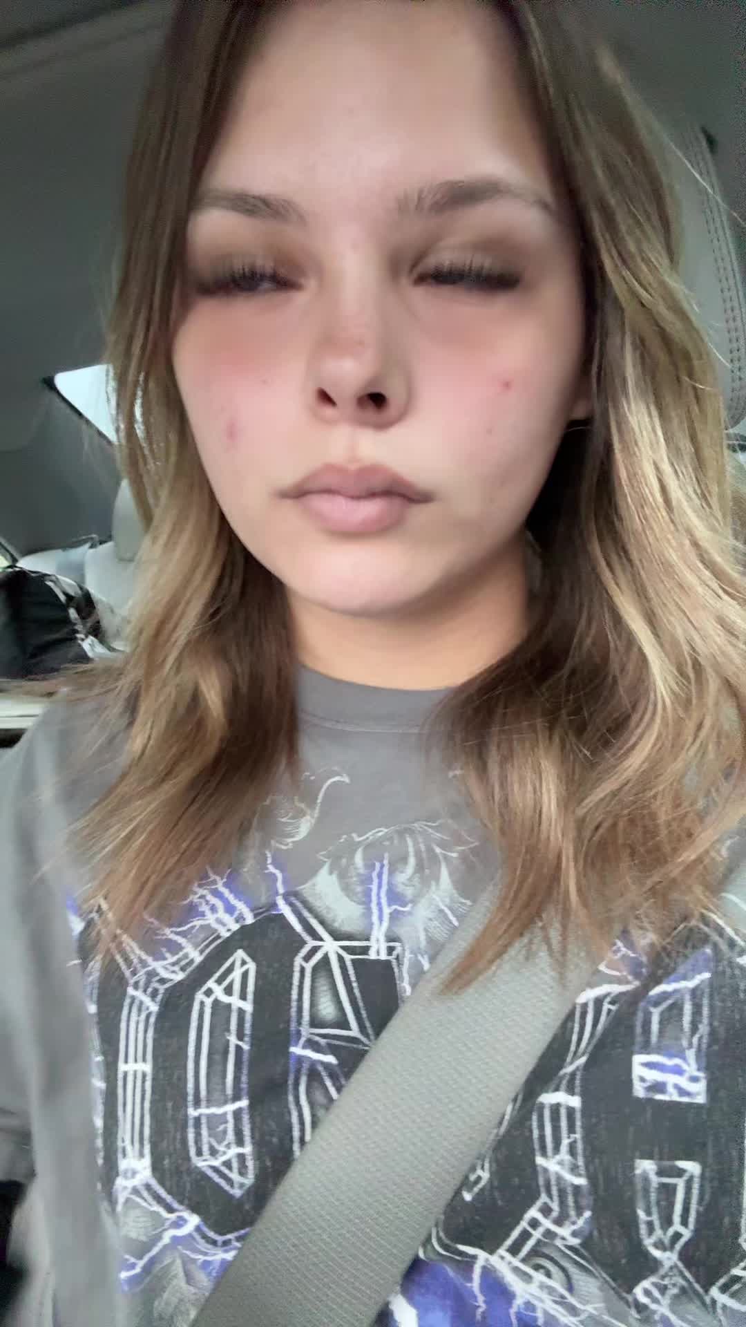 @<3