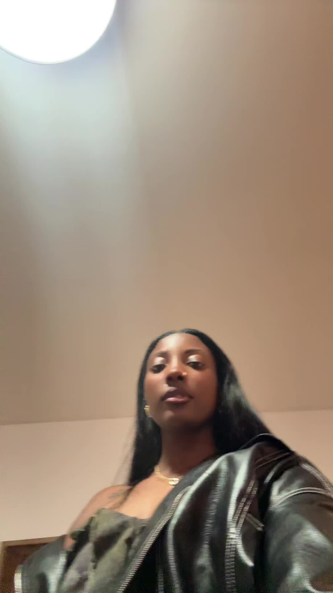 @Nia Ali