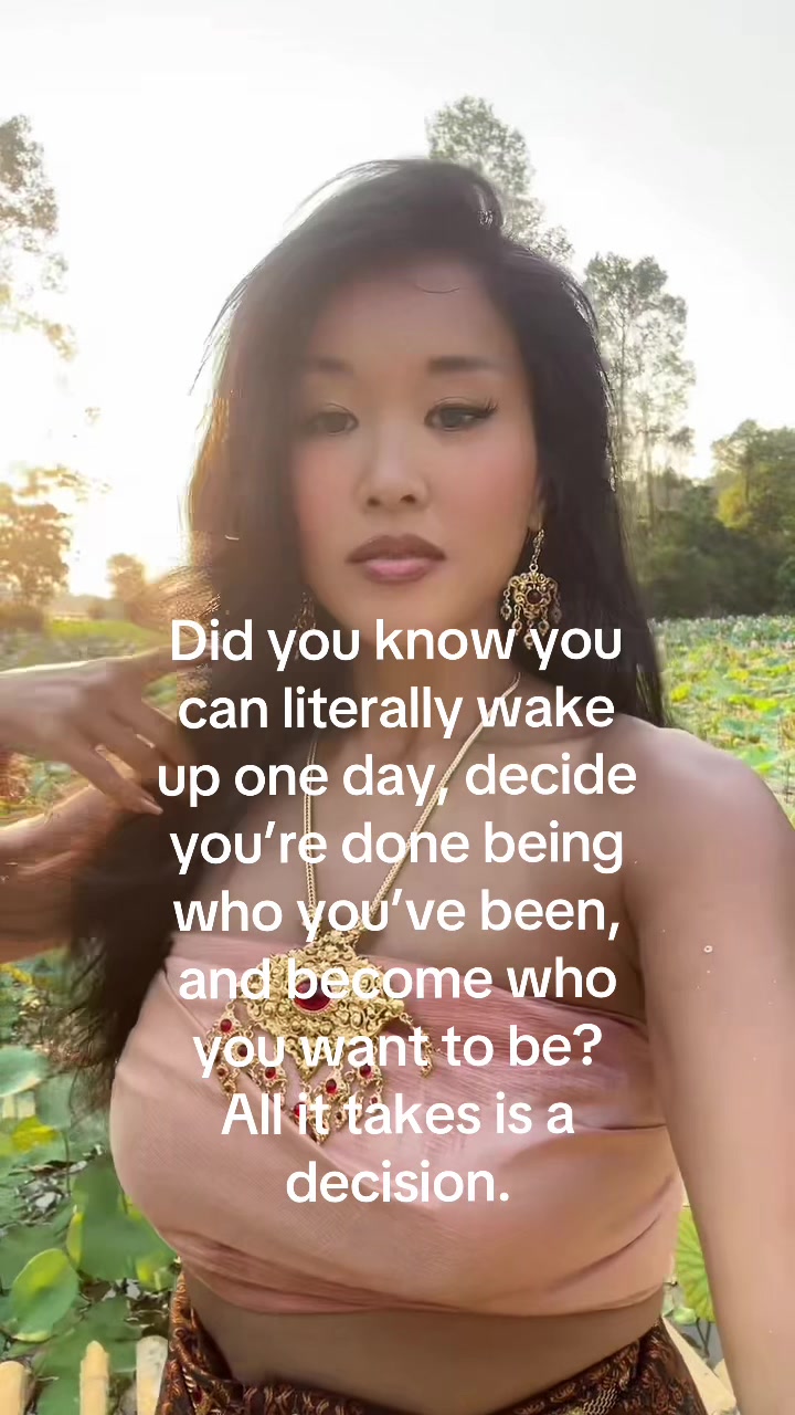 @⋆。°✩