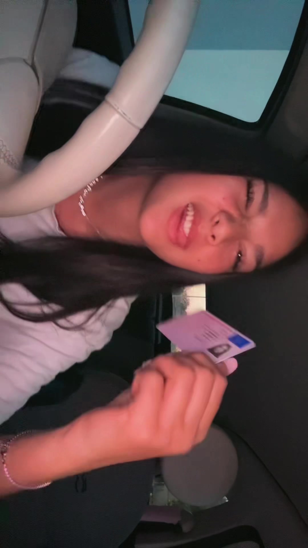 @viola