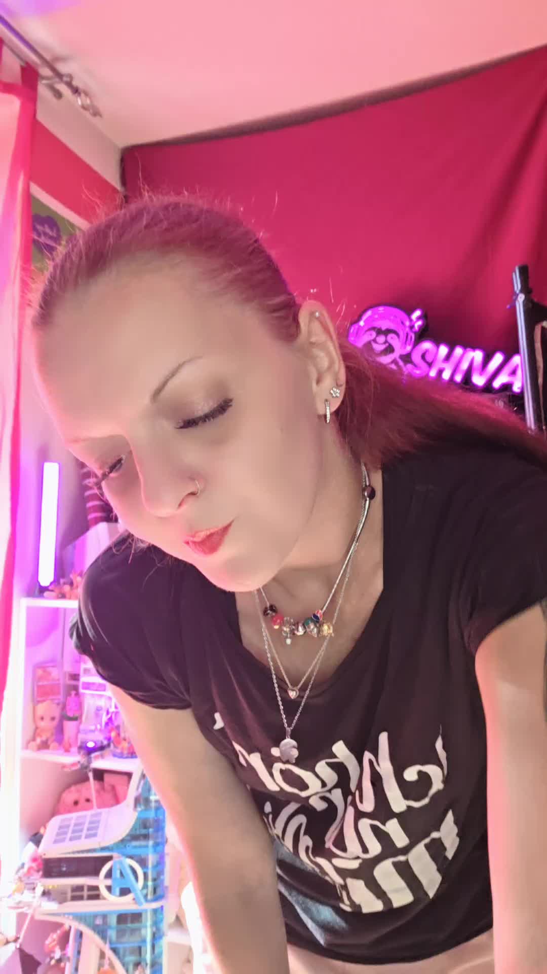 @Shiva_Faultier_Queen 🦥👑