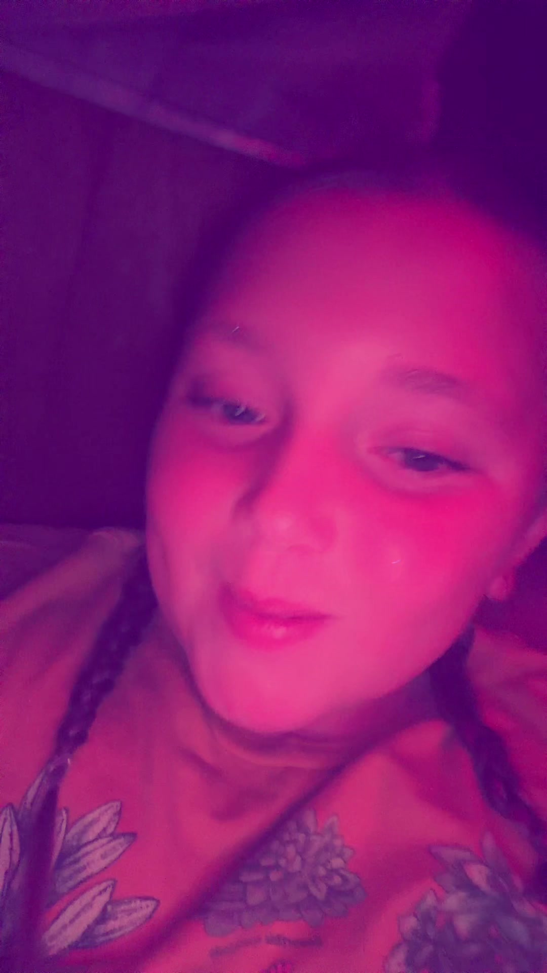 @…