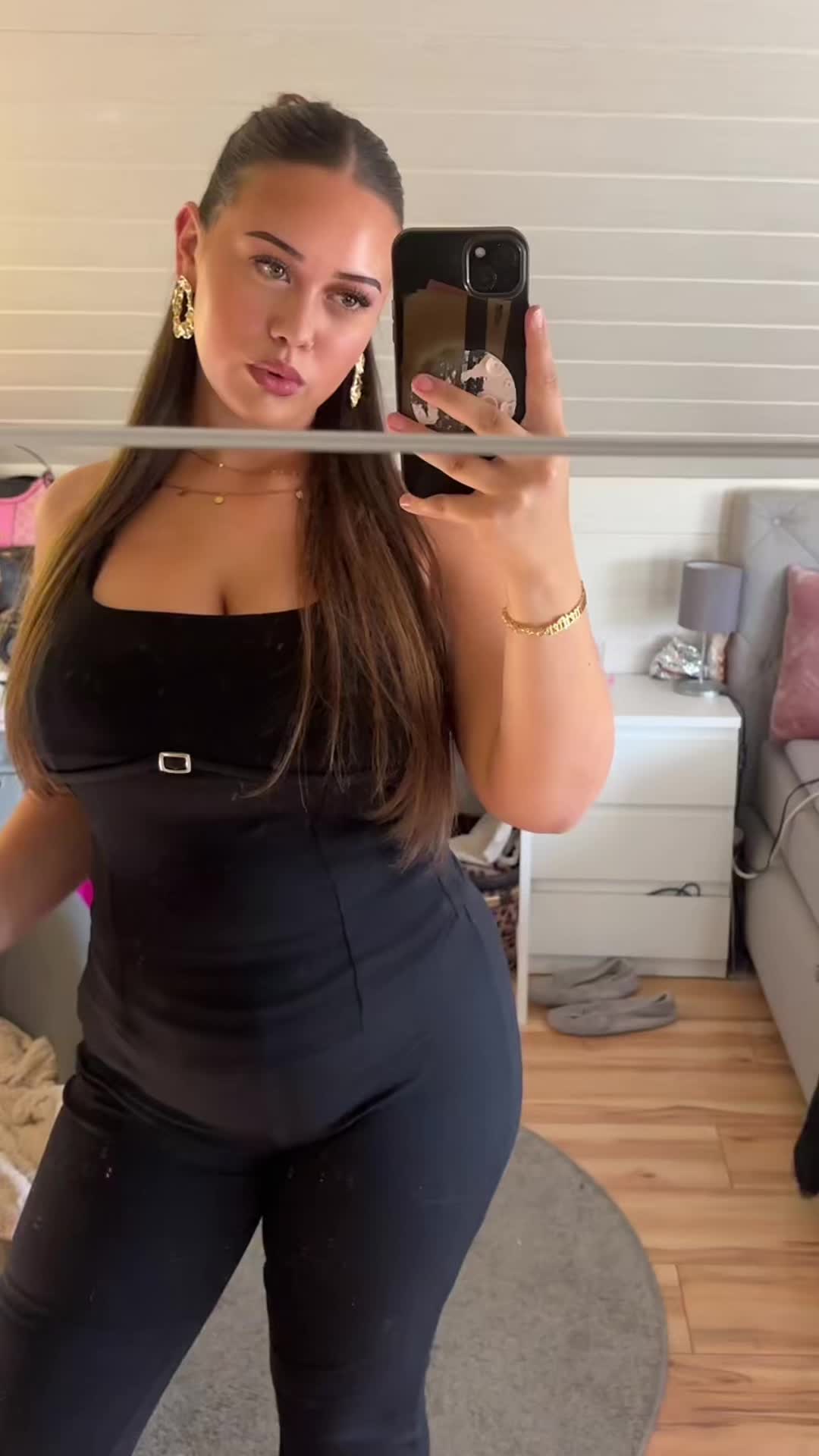 @𝐦𝐢𝐥𝐞𝐧𝐚🧎🏽&zwj;♂️