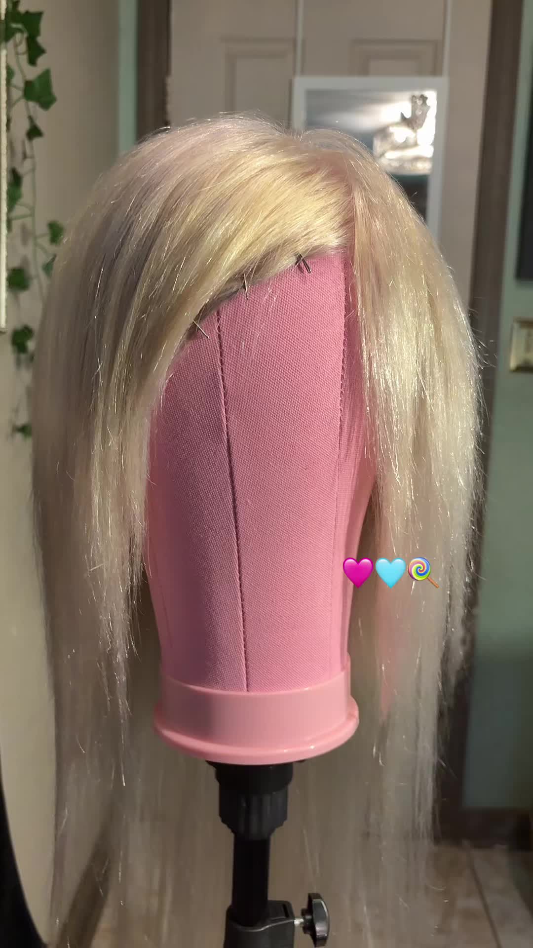 @audreysaysmeow