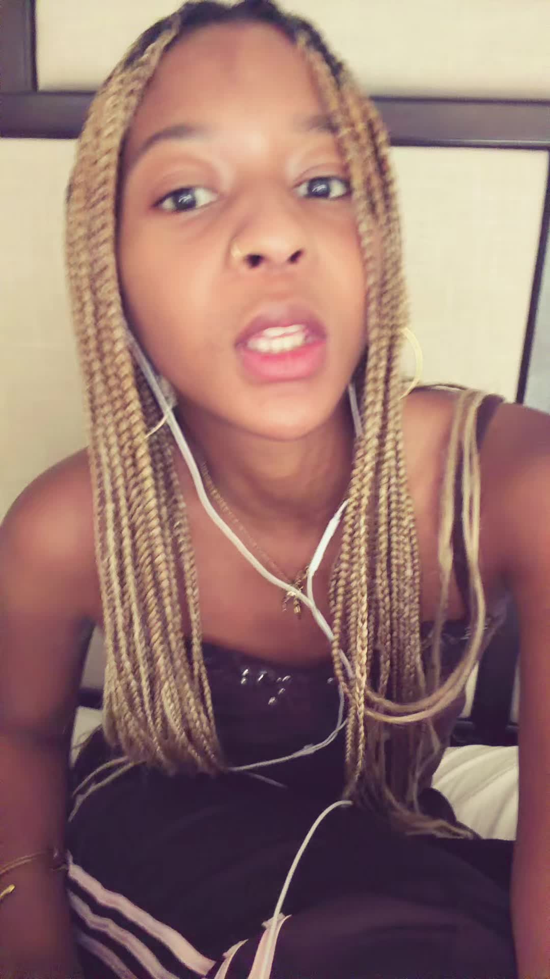 @kaylajoy