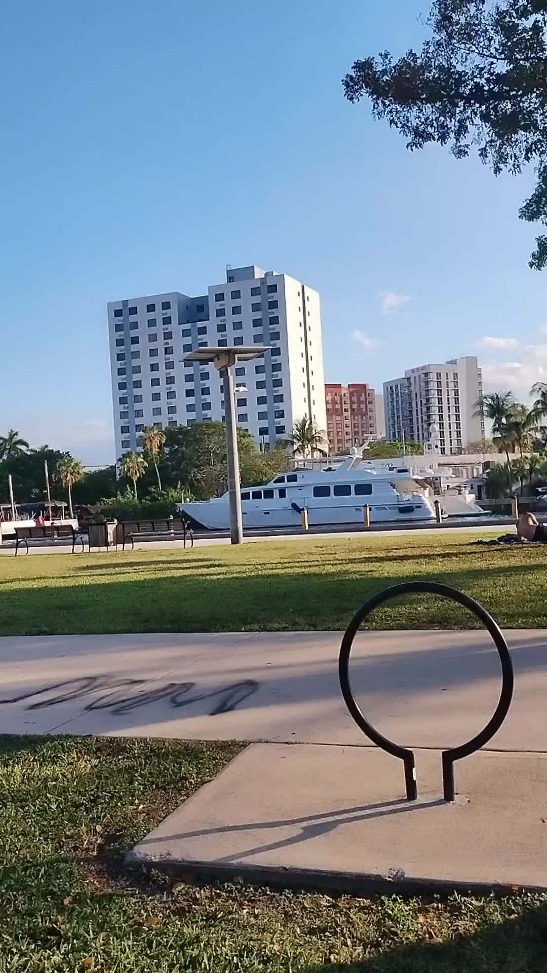 @𝒥𝑒𝓈𝓈𝒾🦋